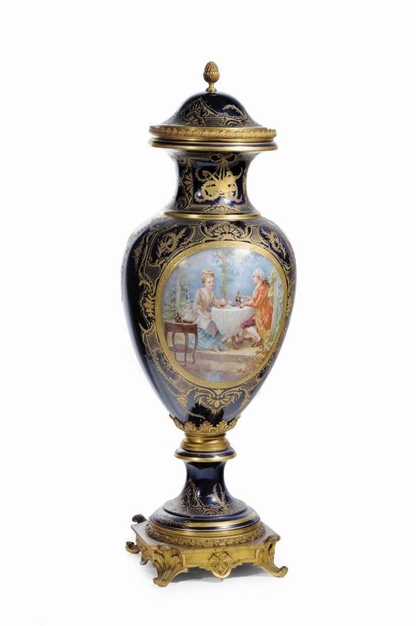 Vaso in porcellana di Sevres, XIX secolo