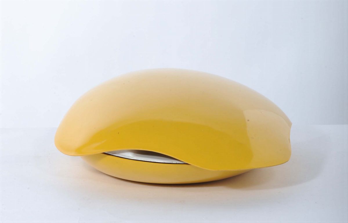 Lampada da Tavolo Gialla in Metallo Laccato