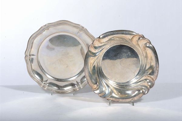 Piatto e ciotola in argento in stile barocchetto, gr. 500