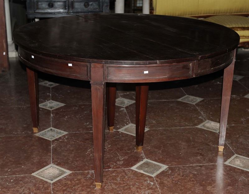Tavolo in mogano con due allunghe  - Asta Antiquariato e Dipinti Antichi - Cambi Casa d'Aste