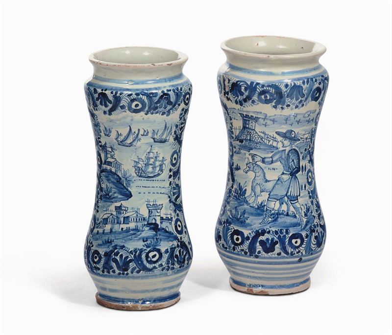 Coppia di albarelli in ceramica bianca e blu, XVIII secolo  - Asta Antiquariato e Dipinti Antichi - Cambi Casa d'Aste