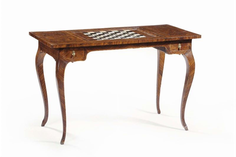 Tavolino da gioco Luigi XV lastronato in bois de rose, XVIII secolo  - Auction Antiques and Old Masters - Cambi Casa d'Aste