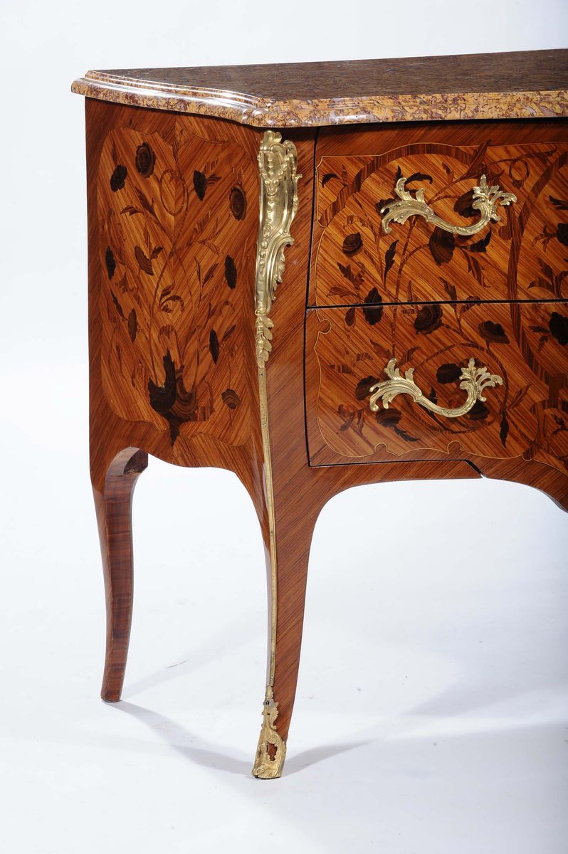 Commode Luigi XV Interamente Lastronato in Bois De Rose e Varie Essenze Pregiate, Stampigliata P....