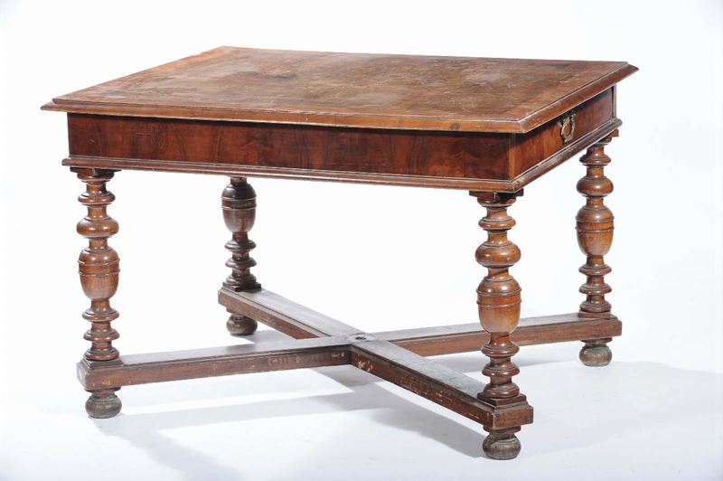 Tavolo rettangolare con  gambe tornite riunite da traversa, XX secolo  - Auction OnLine Auction 02-2012 - Cambi Casa d'Aste