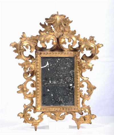 Specchierina con Cornice in Legno Riccamente Intagliato e Dorato