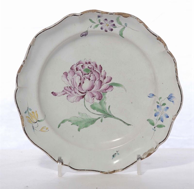 Piatto in porcellana a decoro floreale, XVIII secolo  - Auction Antiques and Old Masters - Cambi Casa d'Aste