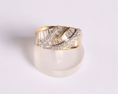 Anello con Diamanti