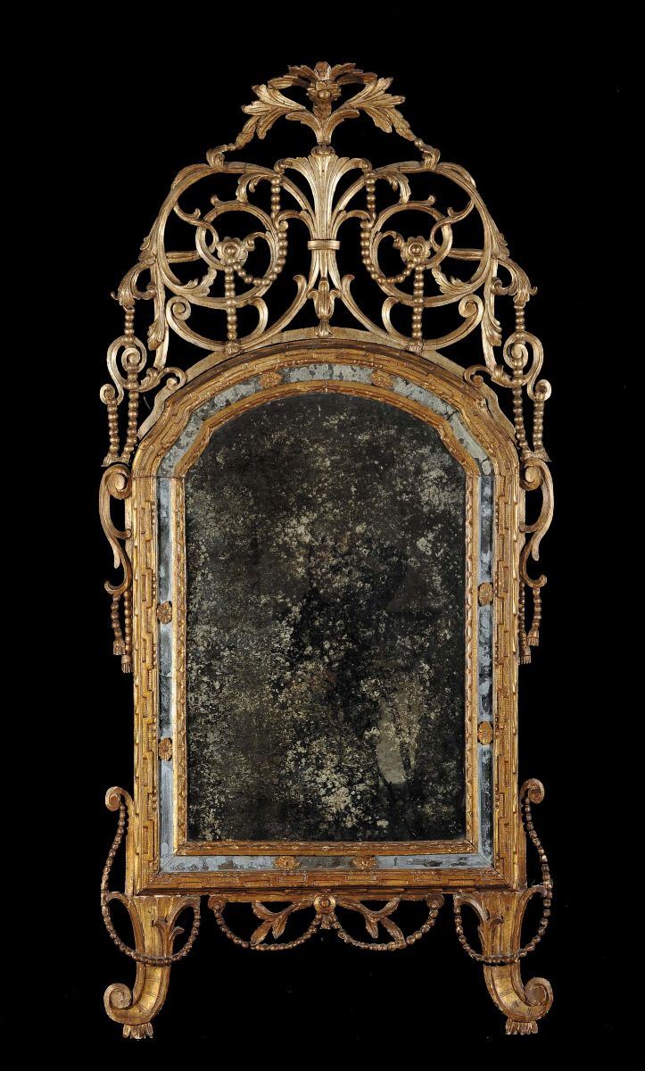 Specchiera Luigi XV in legno intagliato e dorato, XVIII secolo  - Asta Antiquariato e Dipinti Antichi - Cambi Casa d'Aste
