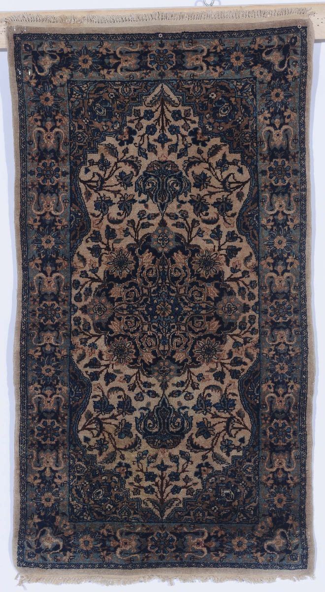 Tappeto persiano Kirman, inizio XX secolo  - Auction Ancient Carpets - Cambi Casa d'Aste