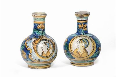 Coppia di Bottiglie in Maiolica Caltagirone, XVIII Secolo