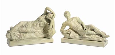 Due Sculture Neoclassiche in Terraglia Bianca Raffiguranti Personaggi Sdraiati, XIX Secolo
