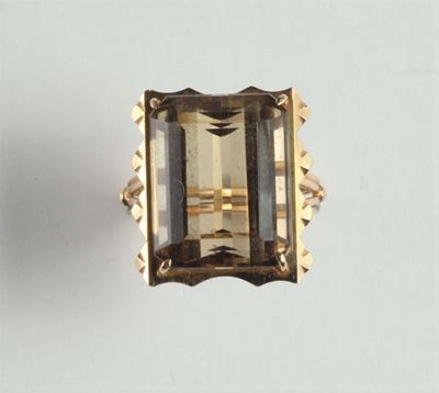 Anello con Quarzo Citrino Taglio Smeraldo