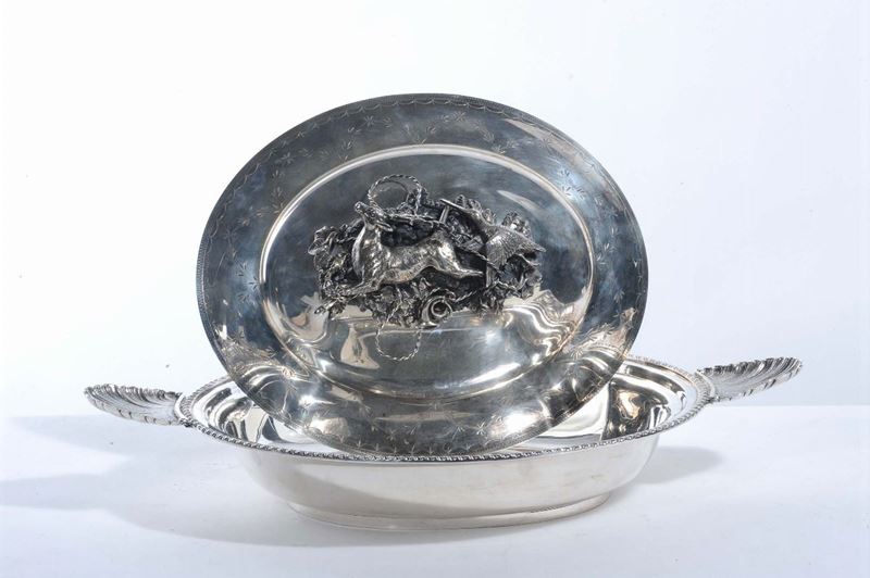 Zuppiera in argento, gr. 1880 circa  - Asta Argenti e Gioielli Antichi e Contemporanei - Cambi Casa d'Aste