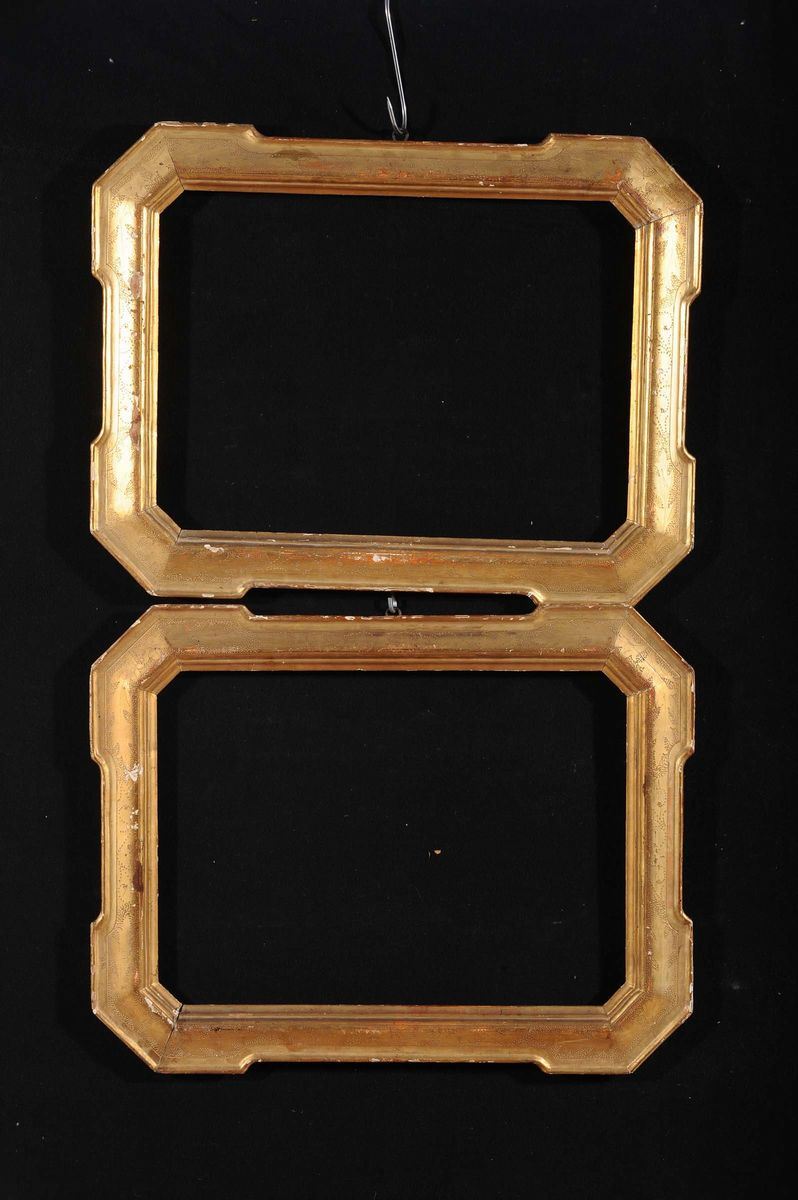 Coppia di cornici umbertine dorate, XIX secolo  - Auction Antiques and Old Masters - Cambi Casa d'Aste