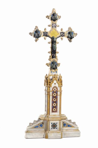 Grande Croce in Marmo e Pietre Dure con Crocifisso in Bronzo, XIX Secolo