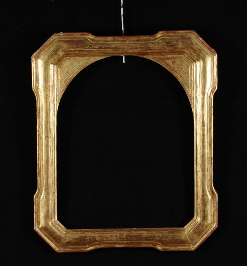Cornice umbertina in legno dorato ed inciso  - Auction Antiques and Old Masters - Cambi Casa d'Aste