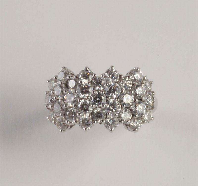 Anello con pavé di diamanti per ct 2,20 circa  - Auction Silvers, Ancient and Contemporary Jewels - Cambi Casa d'Aste