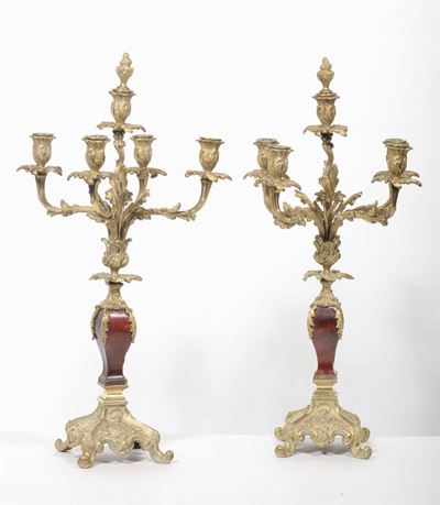 Coppia di Candelabri in Bronzo a Quattro Luci