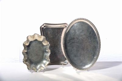 Tre Vassoietti Diversi in Argento, Gr. 1200