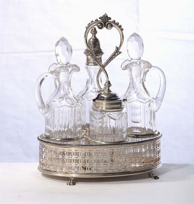 Oliera in Argento con Quattro Ampolle in Cristallo
