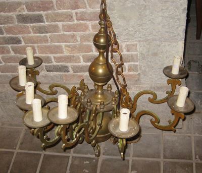 Lampadario in Bronzo Tipo Fiammingo a Otto Luci, Inizio XX Secolo