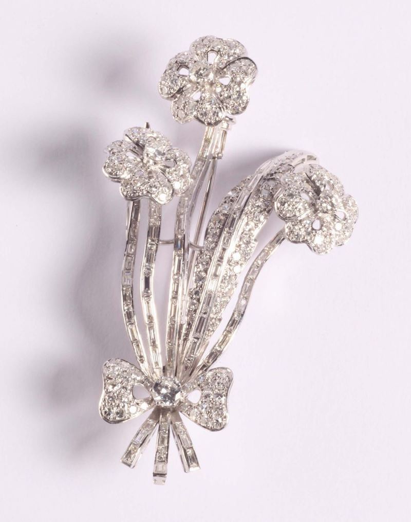 Spilla a motivo floreale  - Auction Silvers, Ancient and Comtemporary Jewels - Cambi Casa d'Aste