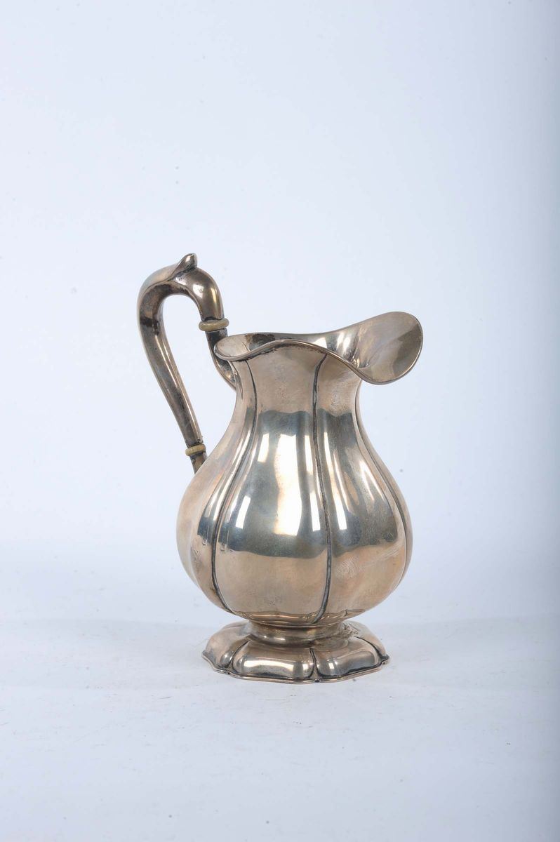 Versatoio in argento  - Asta Argenti e Gioielli Antichi e Contemporanei - Cambi Casa d'Aste