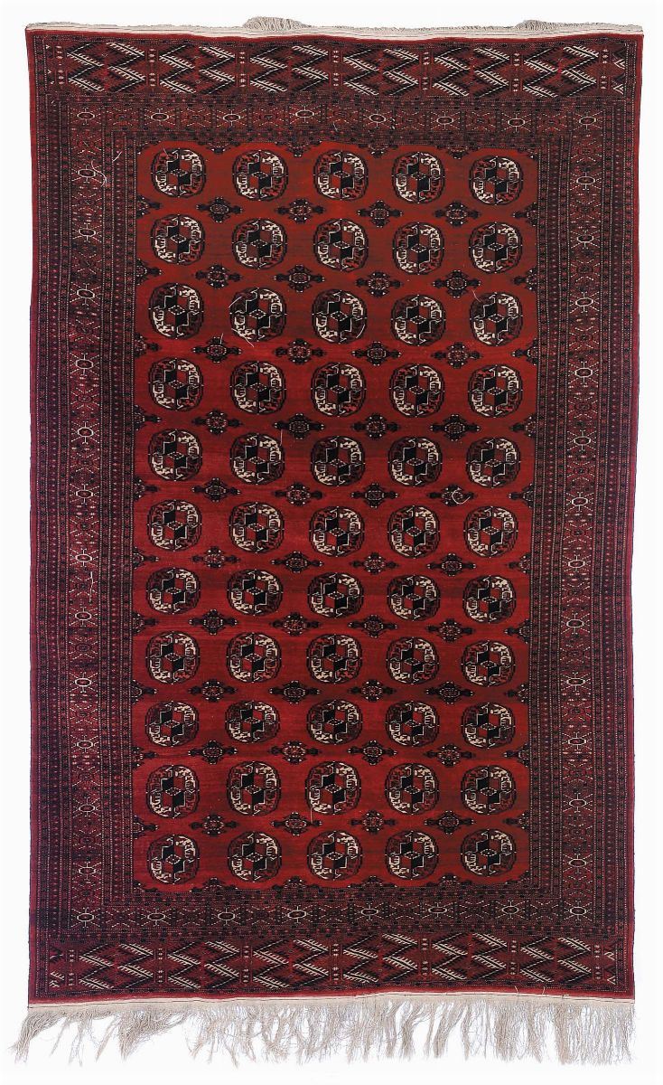 Tappeto turkmeno, inizi XX secolo  - Asta Tappeti Antichi - Cambi Casa d'Aste
