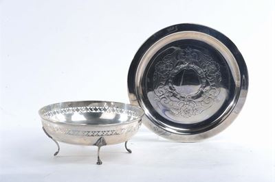 Due Centrotavola Diversi in Argento, Gr. 750