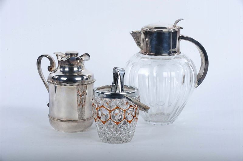 Lotto composto da due brocche e un portaghiaccio in argento e cirstallo  - Auction Silvers, Ancient and Comtemporary Jewels - Cambi Casa d'Aste