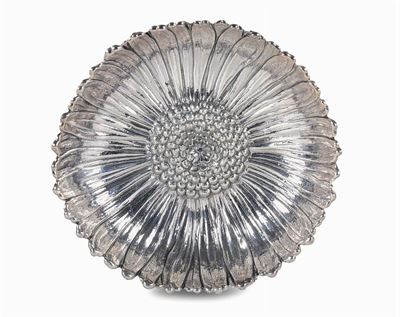 Piatto in Argento a Forma di Margherita Firmato Buccellati, Italia XX Secolo