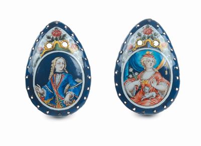 Coppia di Guancette a Goccia in Smalto Policromo, Bottega di Jacques II Laudin, Limoges XVIII Sec...