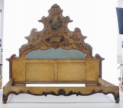 Letto Matrimoniame Laccato a Motivi Floreali