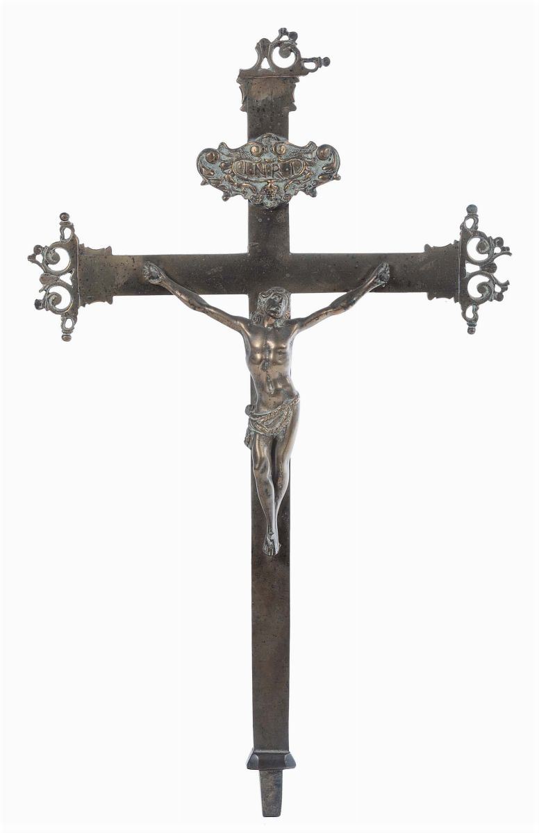 Croce astile in bronzo argentato, XVII secolo  - Asta Antiquariato e Dipinti Antichi - Cambi Casa d'Aste