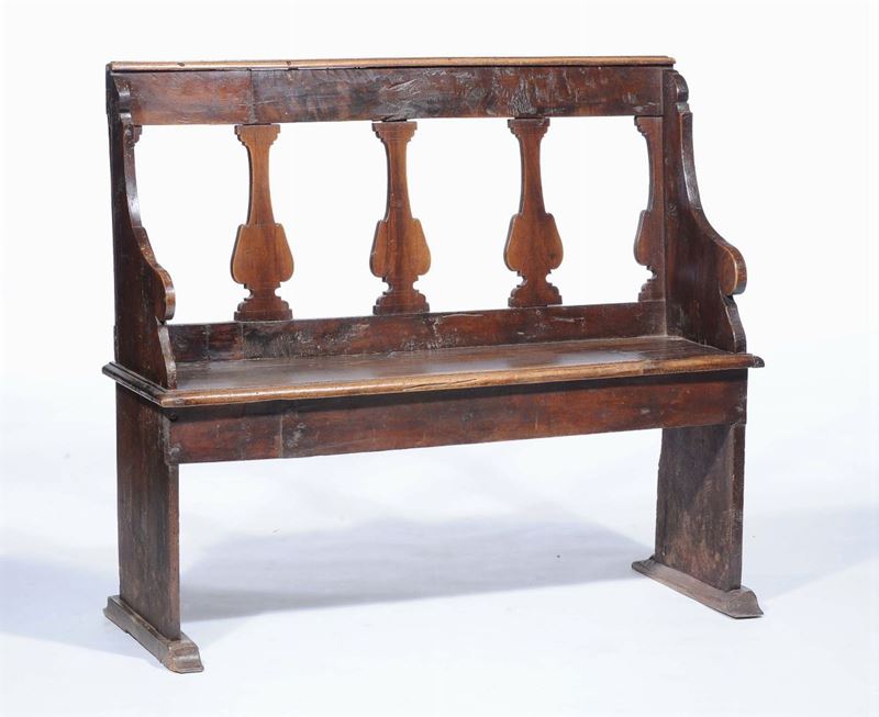 Panca in noce con schienale a stecche, Siena, XVIII secolo  - Auction Time Auction 1-2015 - Cambi Casa d'Aste