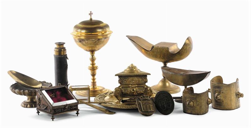 Lotto di oggetti in ottone  - Asta Antiquariato e Dipinti Antichi - Cambi Casa d'Aste