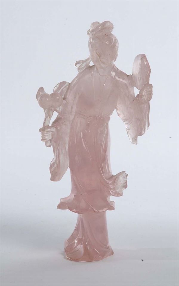 Figura femminile in pietra dura rosa, Cina