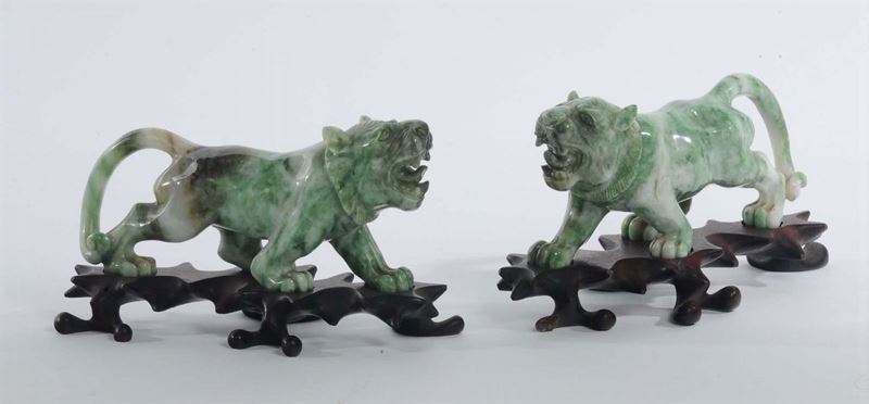 Coppia di leoni in giada  - Auction Antique and Old Masters - Cambi Casa d'Aste