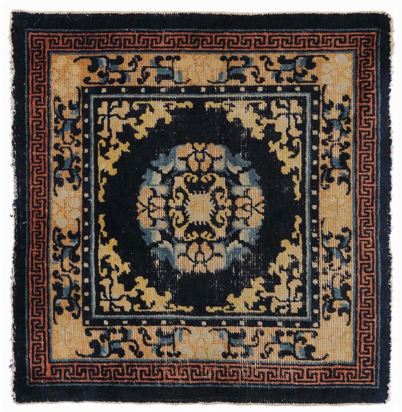 Mat cinese, XIX secolo  - Auction Ancient Carpets - Cambi Casa d'Aste