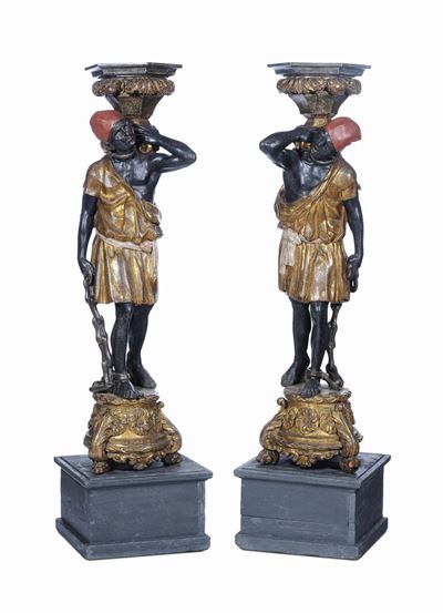 Coppia di Gueridon in Legno a Foggia di Moretti, Veneto XVIII Secolo