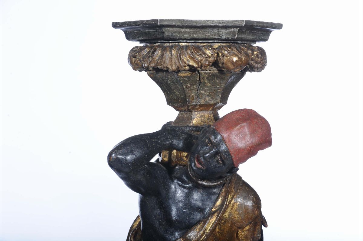 Coppia di Gueridon in Legno a Foggia di Moretti, Veneto XVIII Secolo