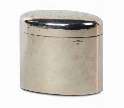 Una Scatola, un Portampolle ed un Tankard in Argento