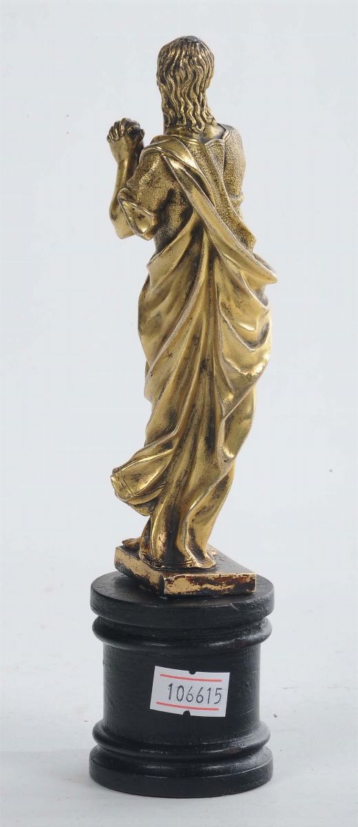 Figura in Bronzo Fuso, Cesellato e Dorato Raffigurante Giovane Santo Orante con Tunica, Veneto Fi...