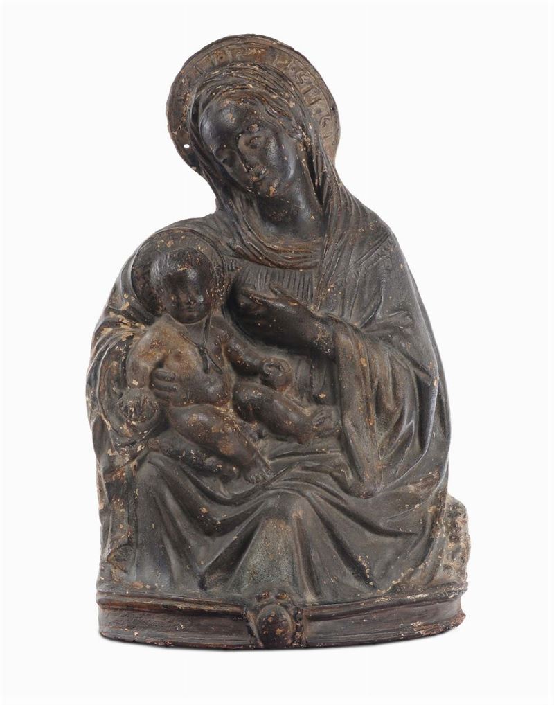 Altorilievo in stucco e cartapesta raffigurante Madonna del latte, Scuola Toscana del XVIII secolo  - Asta Scultura e Oggetti d'Arte - Cambi Casa d'Aste