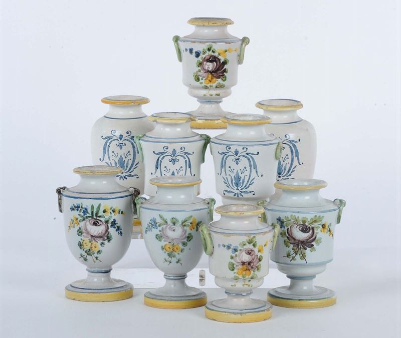 Lotto di albarelli e vasi da farmacia in ceramica  - Auction Antique and Old Masters - Cambi Casa d'Aste