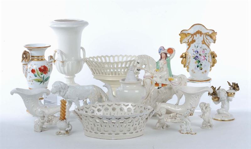 Lotto misto di oggetti in porcellana  - Asta Antiquariato e Dipinti Antichi - Cambi Casa d'Aste