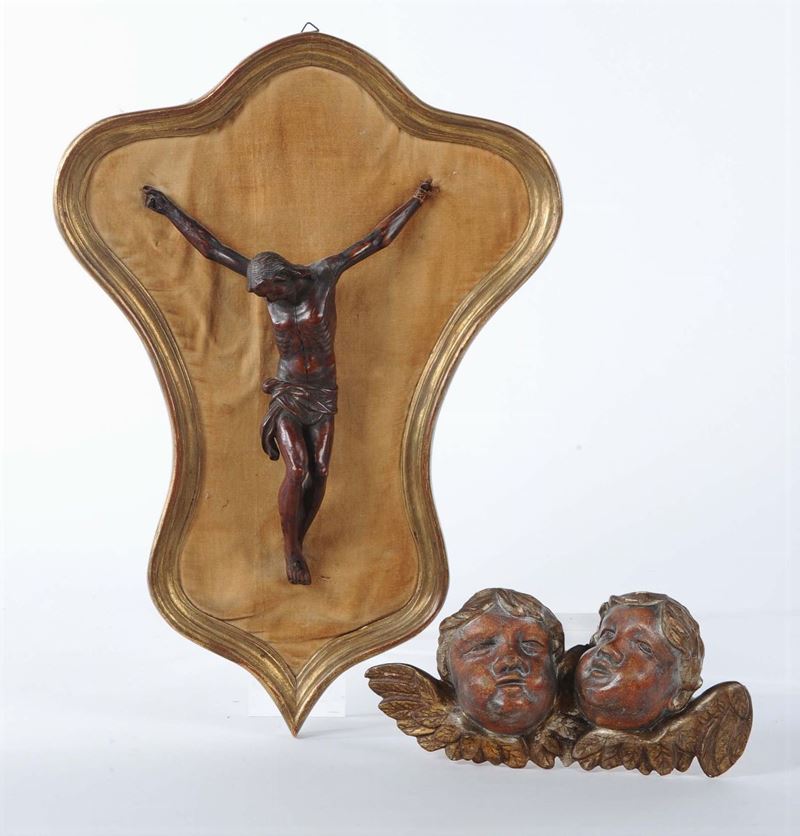 Crocifisso in legno intagliato  - Asta Antiquariato e Dipinti Antichi - Cambi Casa d'Aste