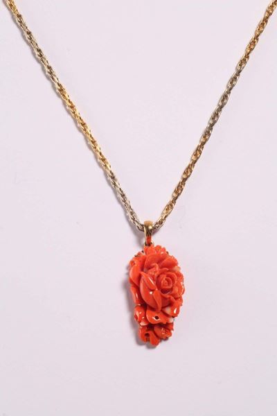 Catenina con Pendente in Corallo