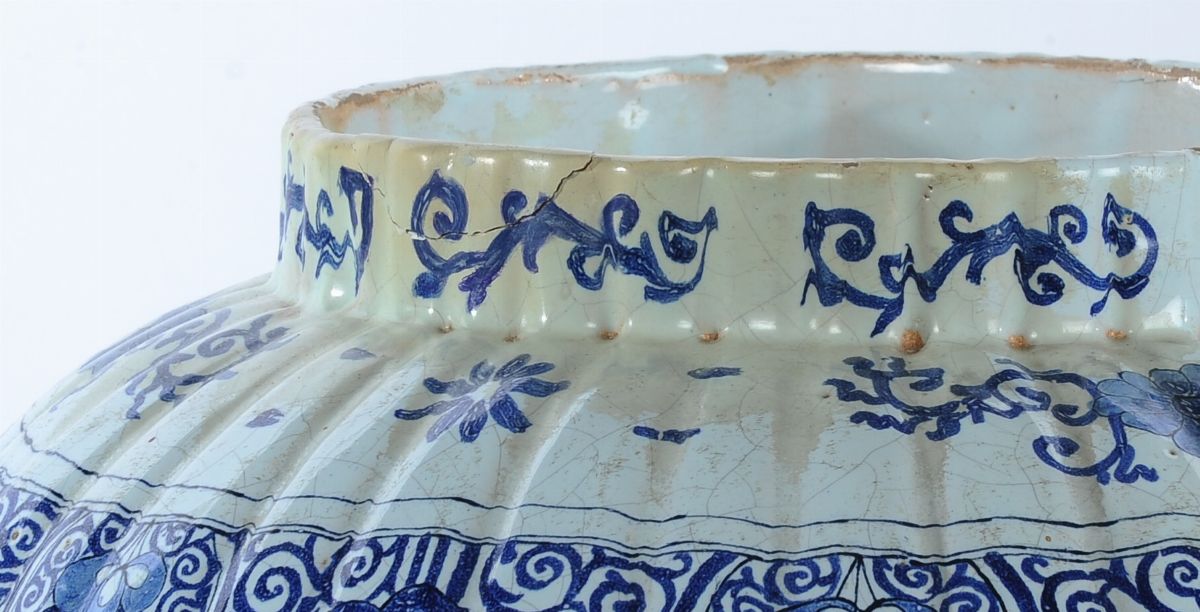 Coppia di Potiches in Ceramica Bianca e Blu, Cina