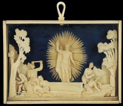 Coppia di Composizioni in Avorio Scolpito Raffiguranti la Natività e la Resurrezione, Maestranze ...